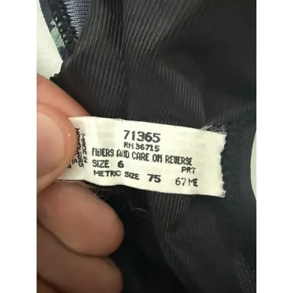 NWOT Maidenform Floral Thong Panty Black Pink Roses Vintage 90s Y2K Size 6 - Picture 3 of 4